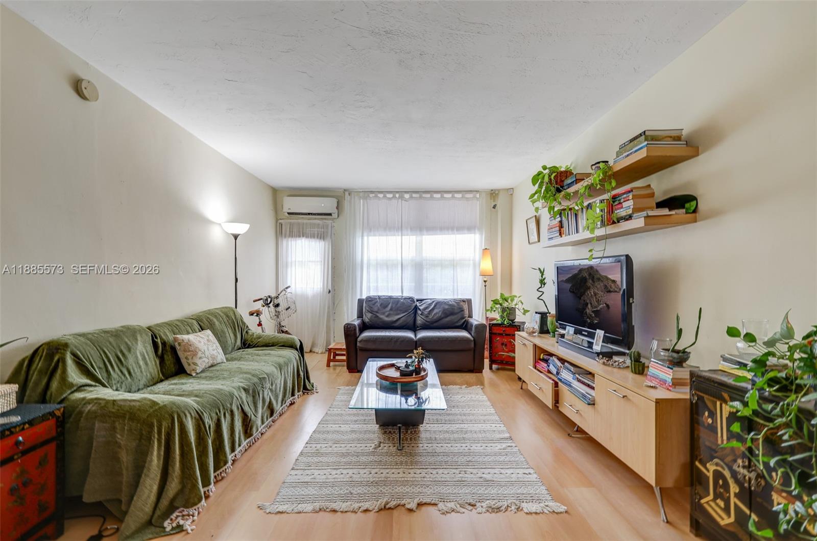 LINCOLN TOWERS CONDO - Residential