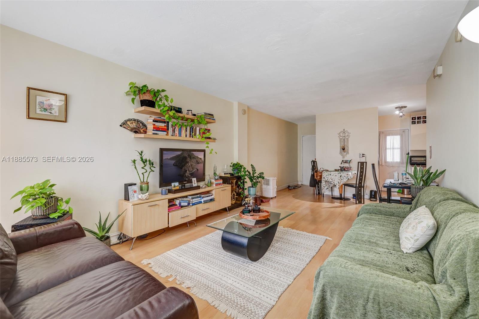 LINCOLN TOWERS CONDO - Residential