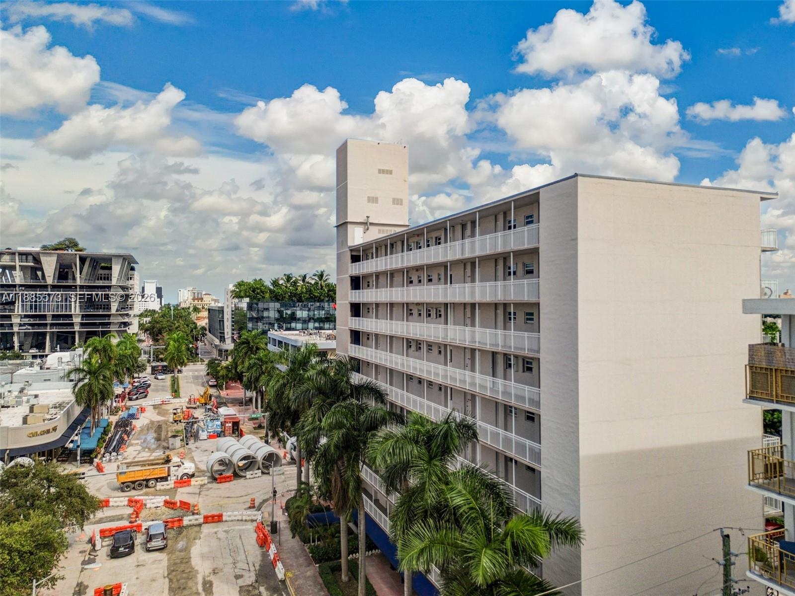 LINCOLN TOWERS CONDO - Residential