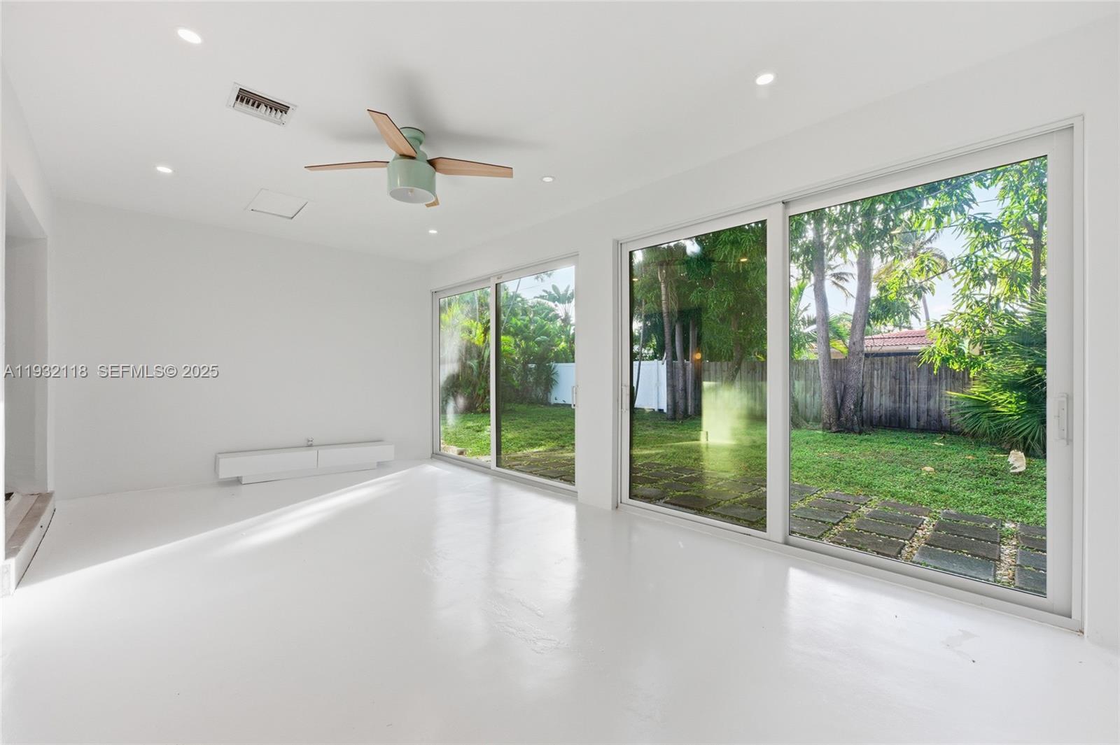 Coral Woods - Residential