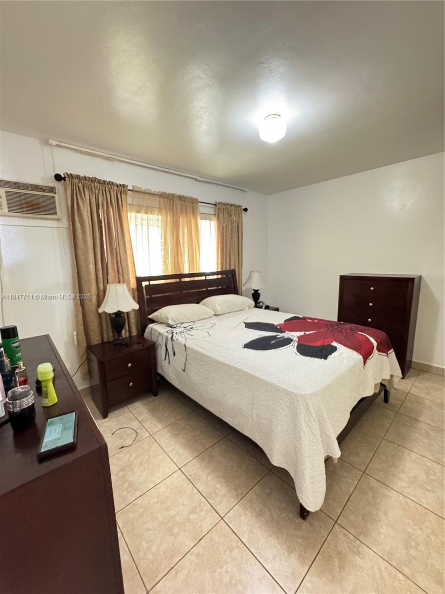 PRESTIGE APTS INC CO-OP - Residential