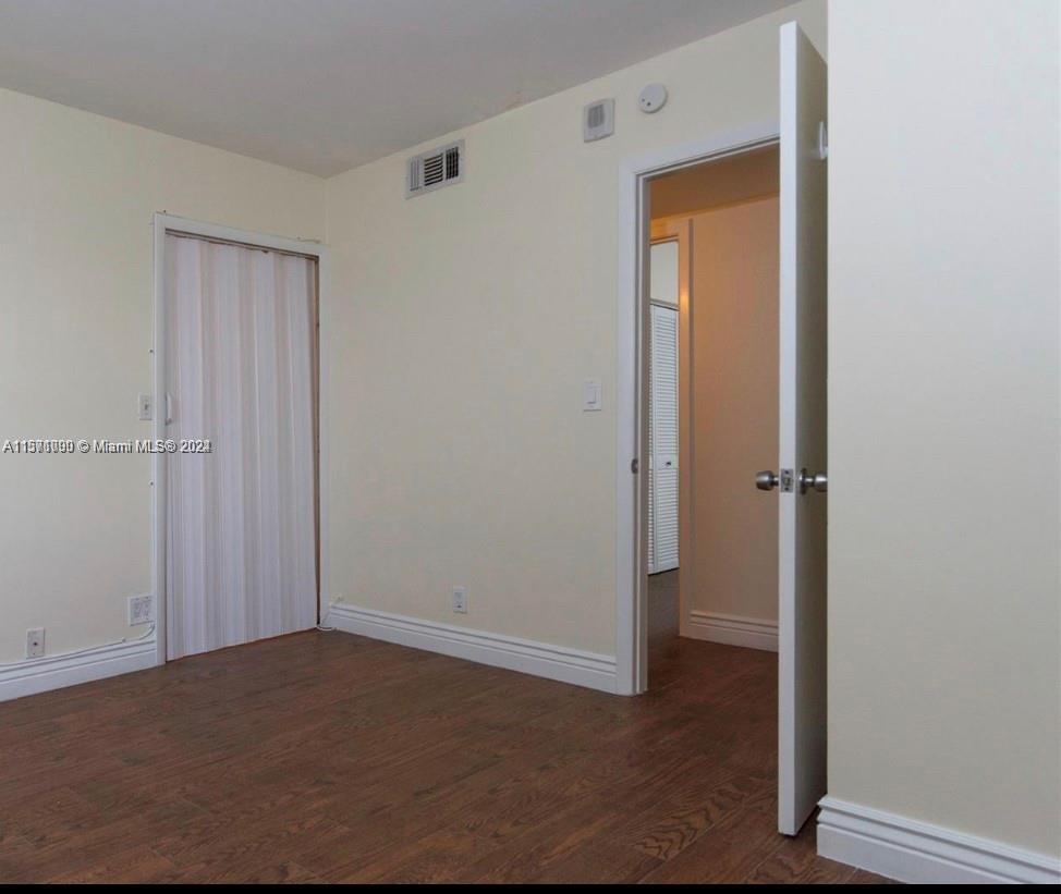 DORSEY ARMS CONDO - Residential