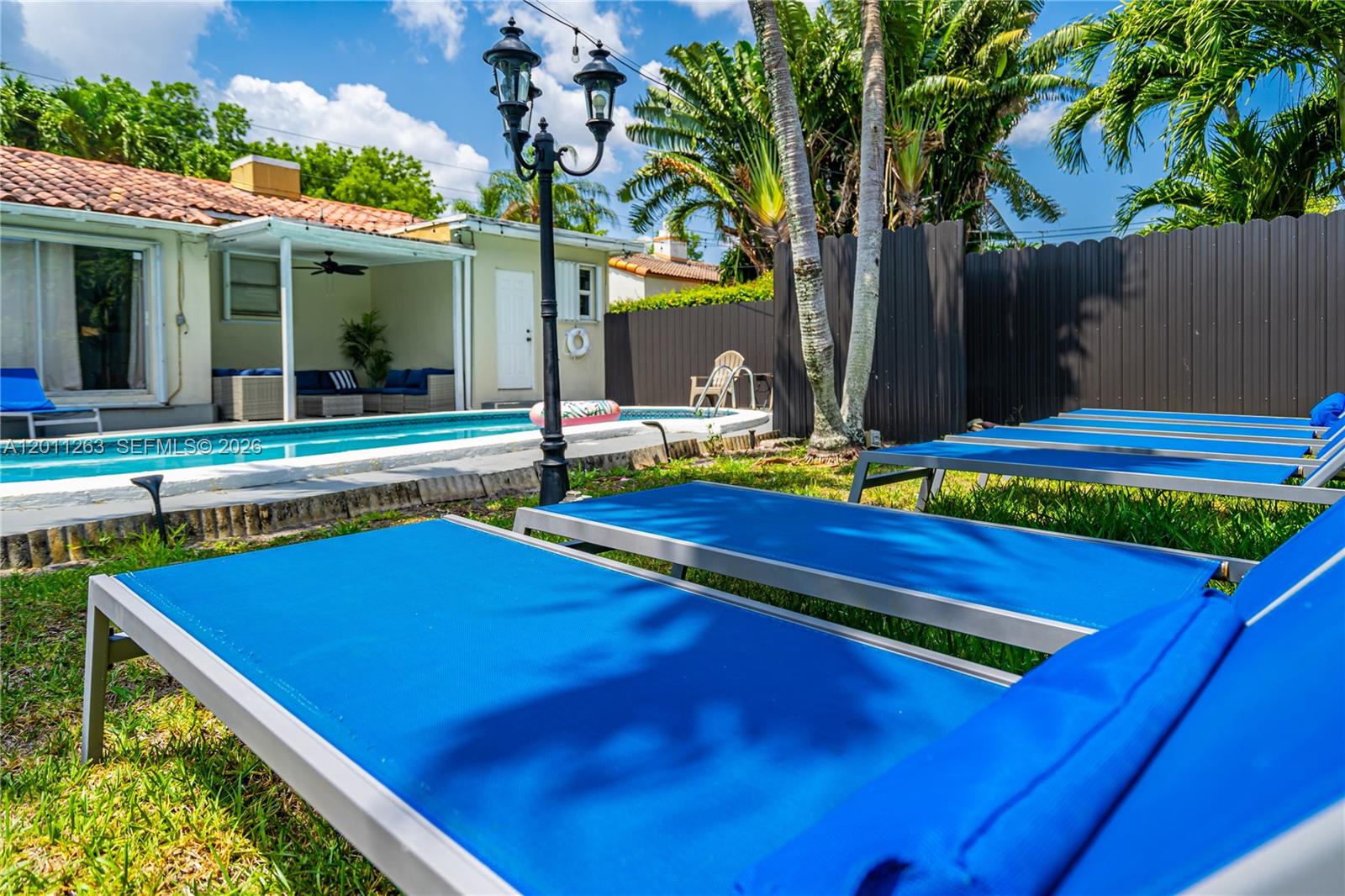 E E OLIVER SUB - Residential