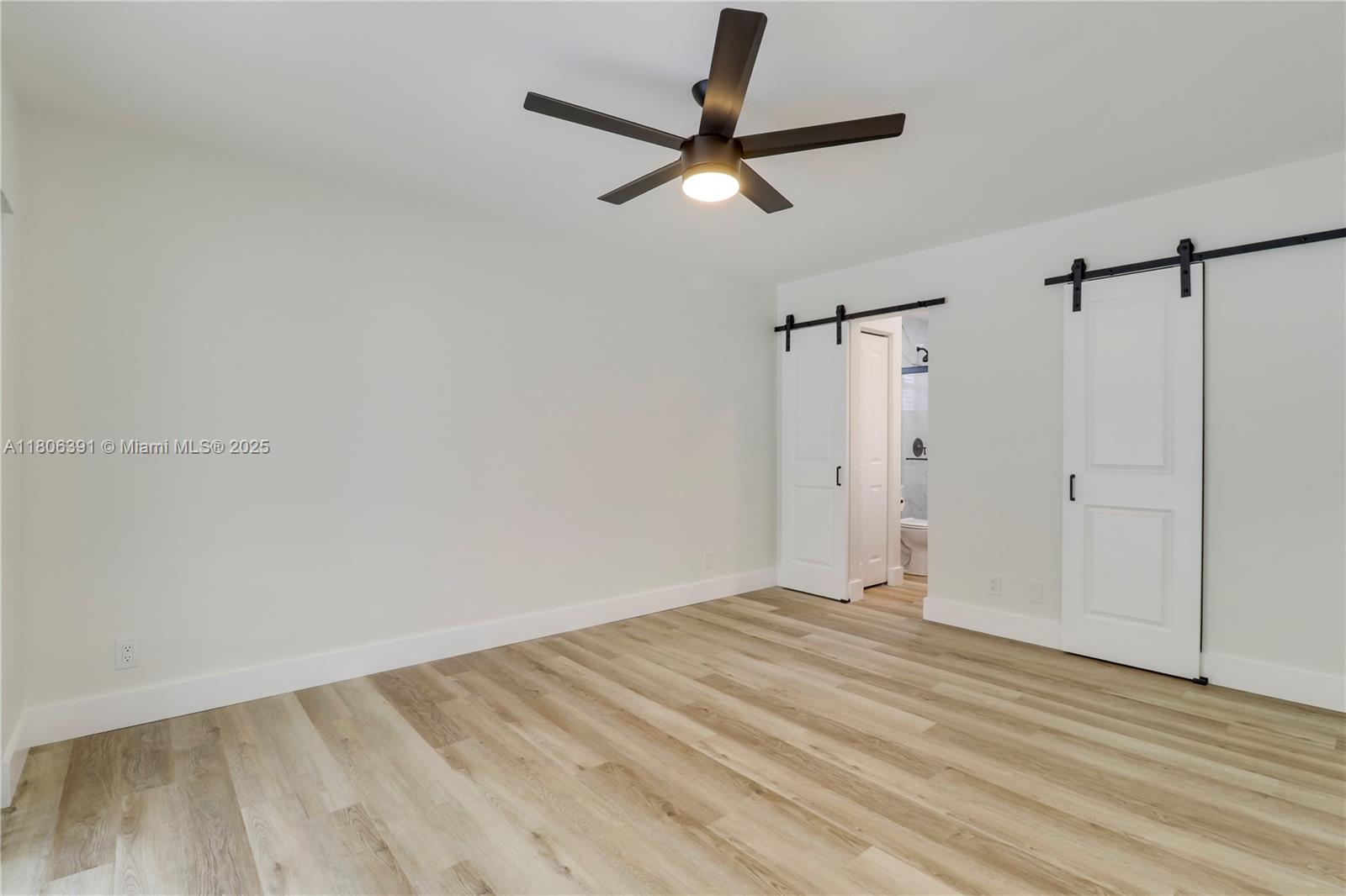 JUPITER OAKS - Residential