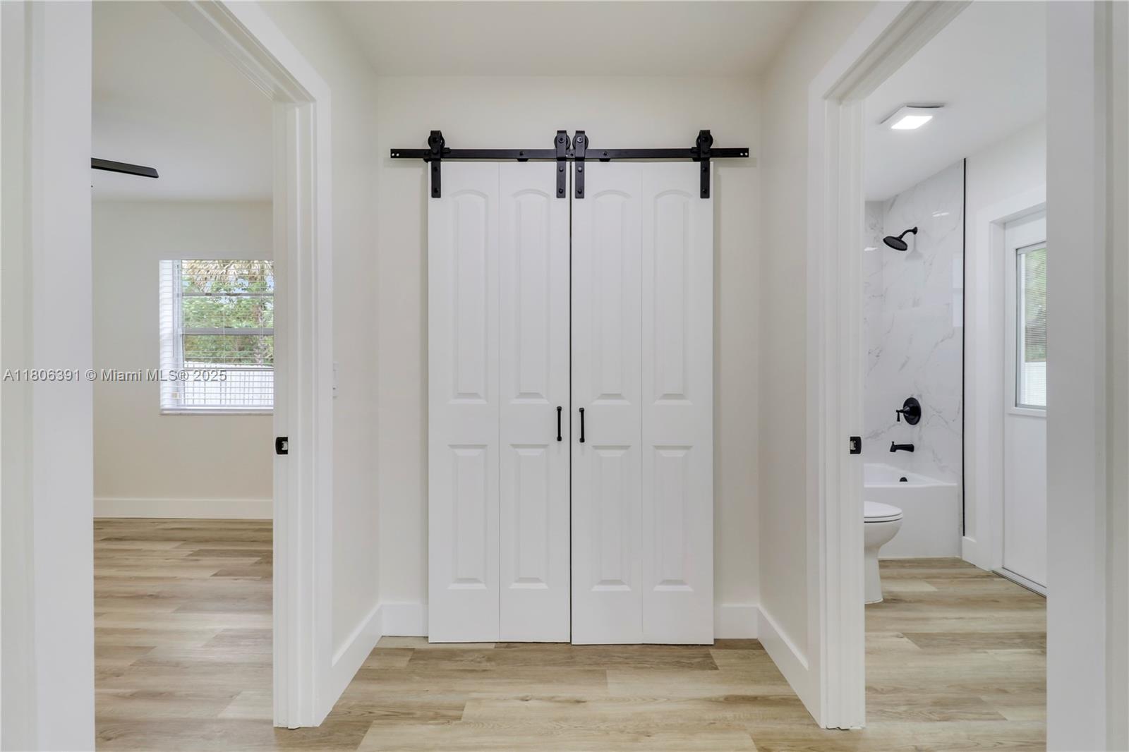 JUPITER OAKS - Residential