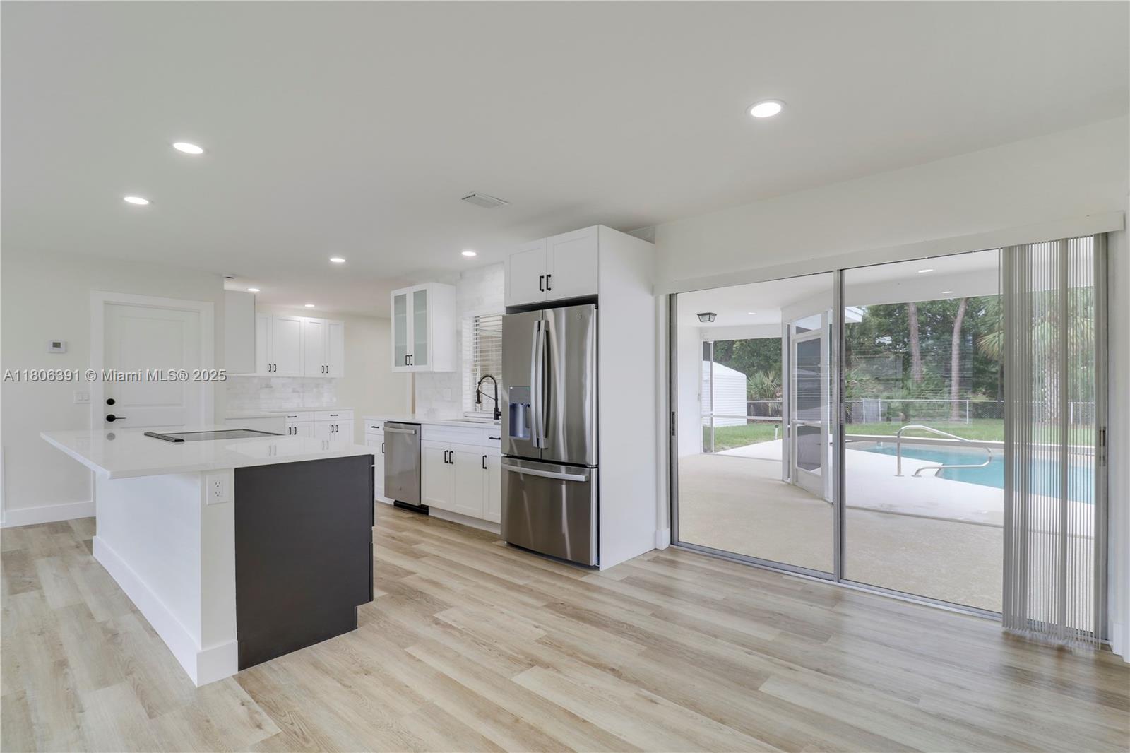 JUPITER OAKS - Residential