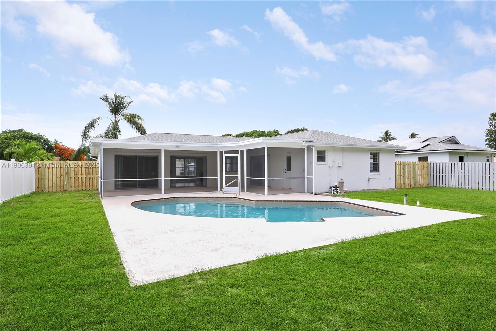 JUPITER OAKS - Residential