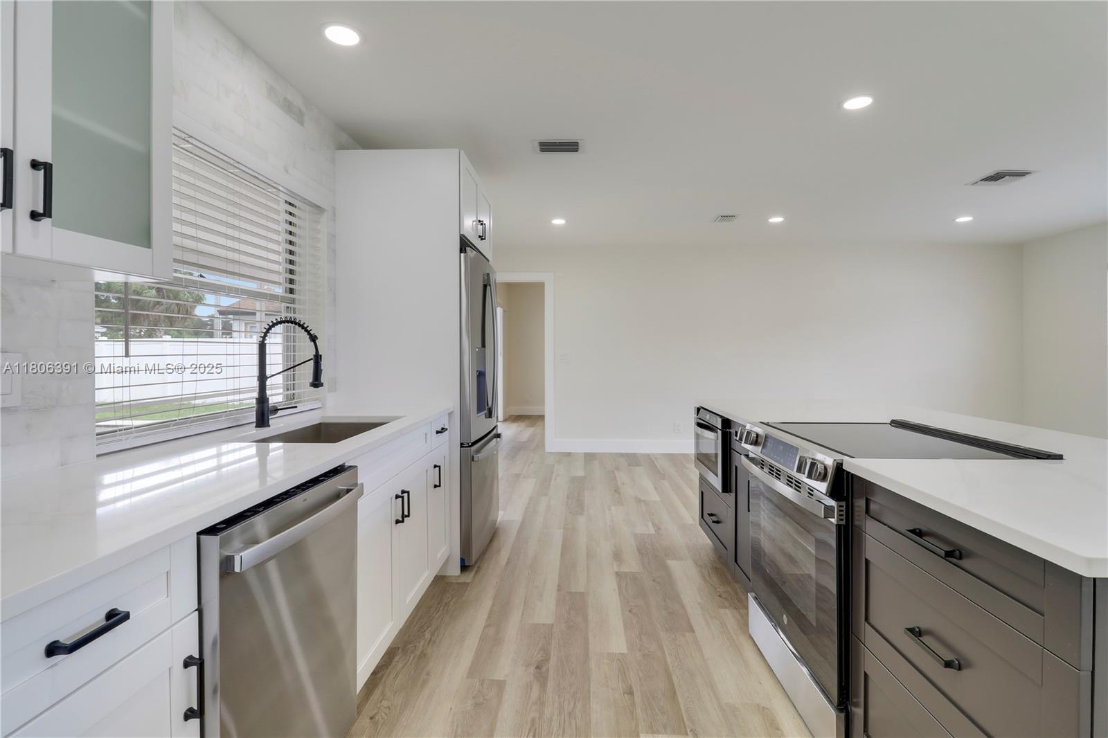 JUPITER OAKS - Residential