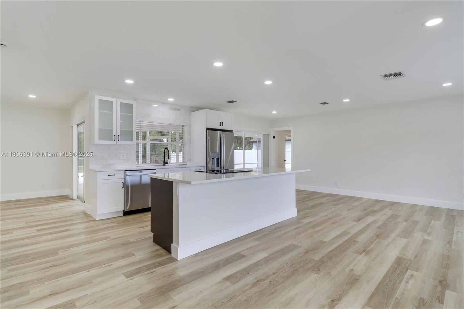 JUPITER OAKS - Residential