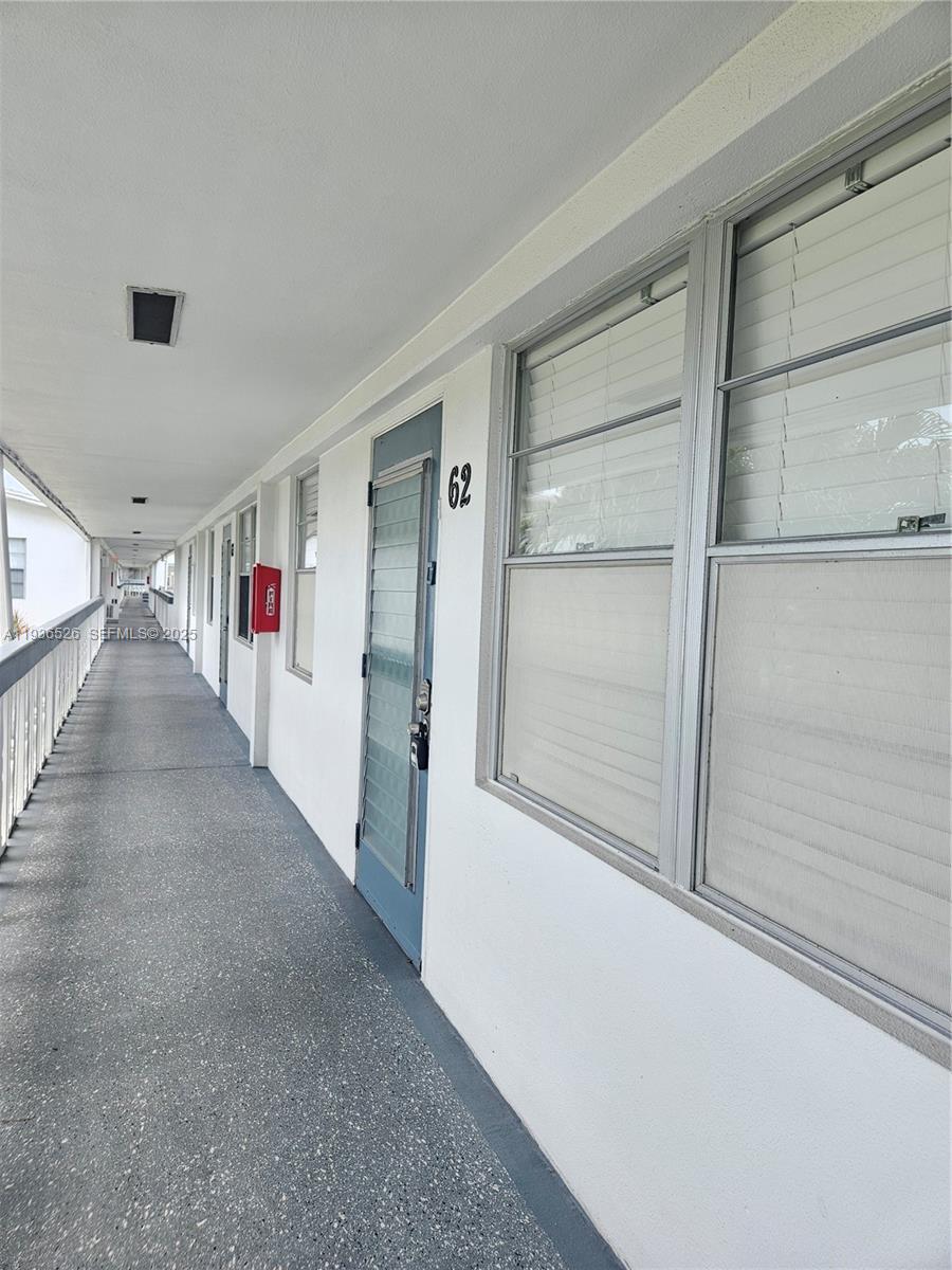 ISLEWOOD C CONDO - Residential