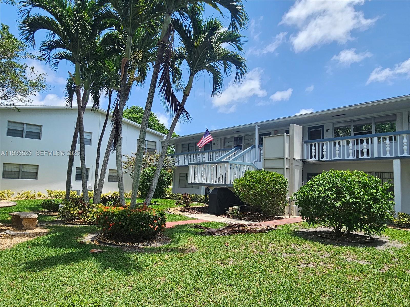 ISLEWOOD C CONDO - Residential