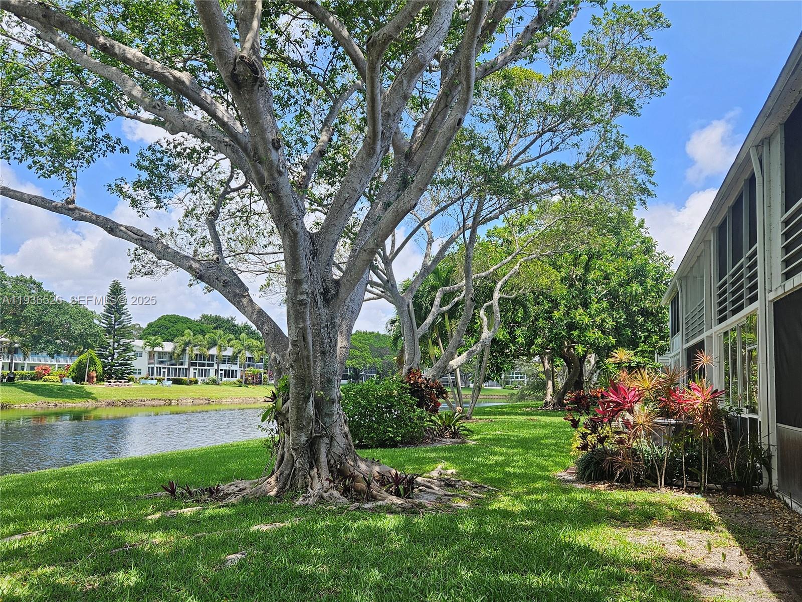 ISLEWOOD C CONDO - Residential