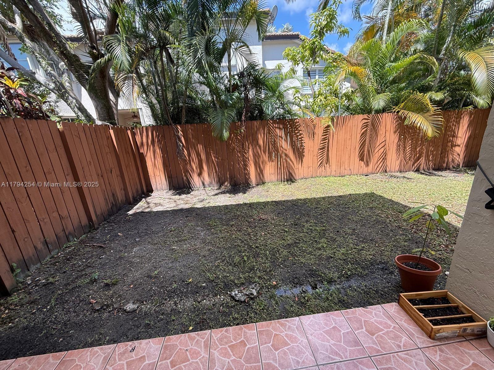 SAVANNAH AT DORAL - Residential