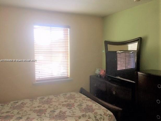 SAVANNAH AT DORAL - Residential