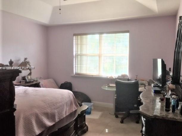 SAVANNAH AT DORAL - Residential