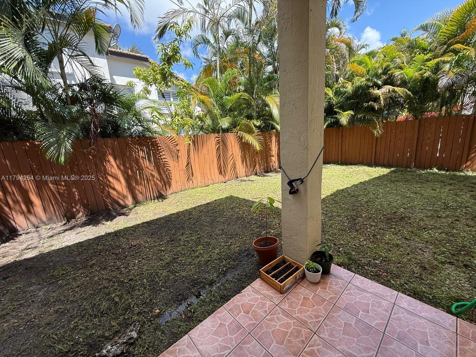 SAVANNAH AT DORAL - Residential