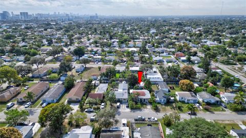 2326 Harding St Hollywood FL 33020