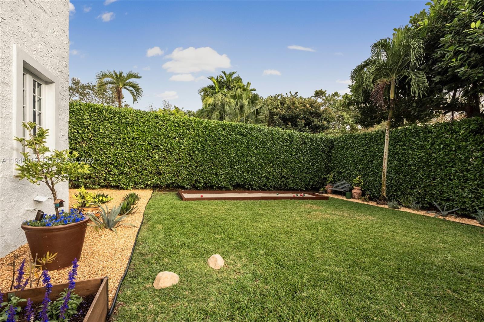 CORAL GABLES SEC E - Residential