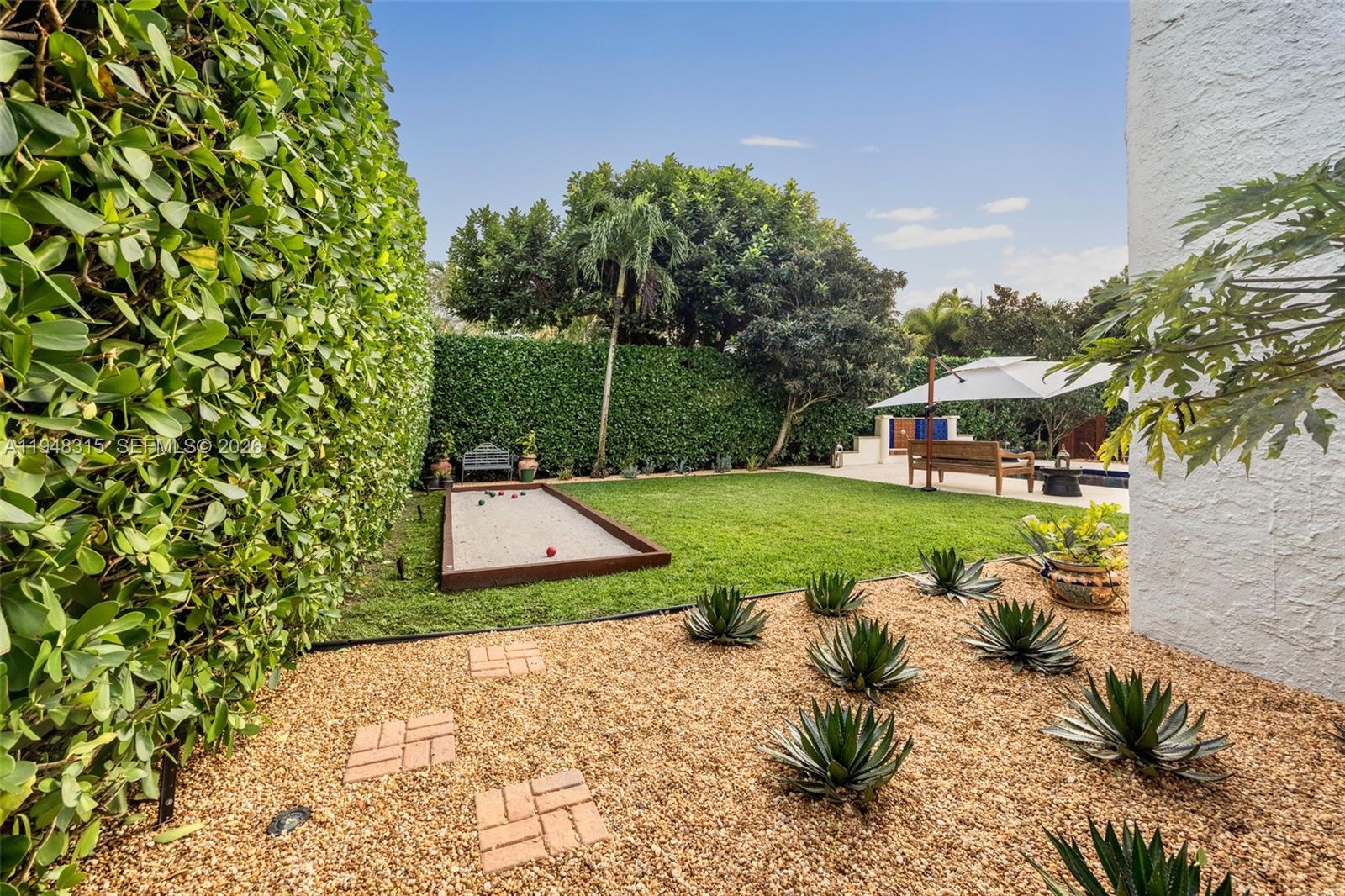 CORAL GABLES SEC E - Residential