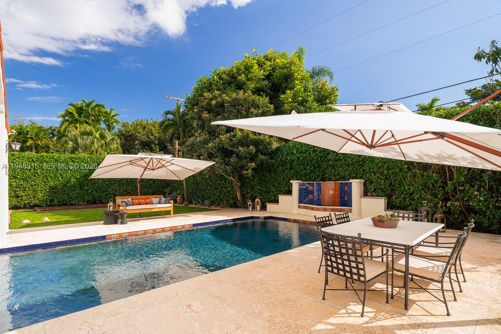 CORAL GABLES SEC E - Residential