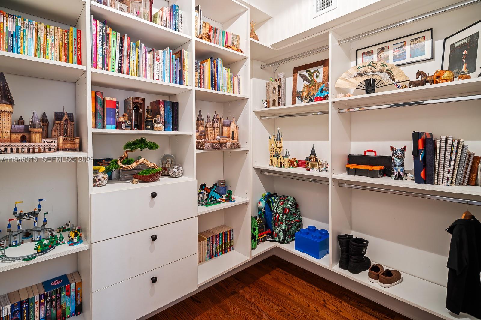 CORAL GABLES SEC E - Residential