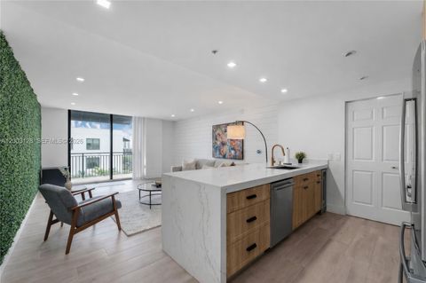 Photo of 1300 Ponce De Leon Blvd #815, Coral Gables, FL 33134 (MLS # A12003128)