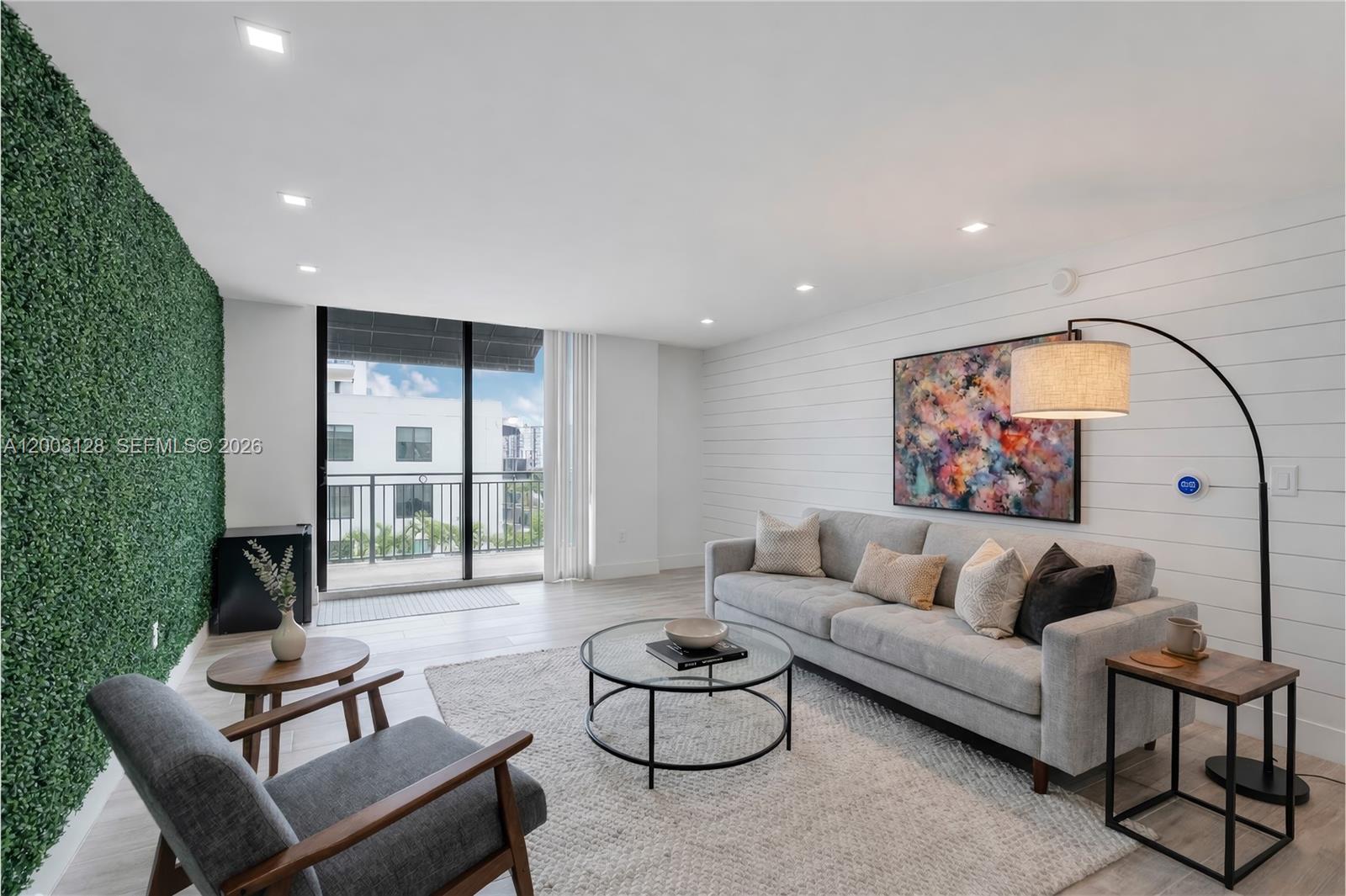 1300 Ponce De Leon Blvd 815