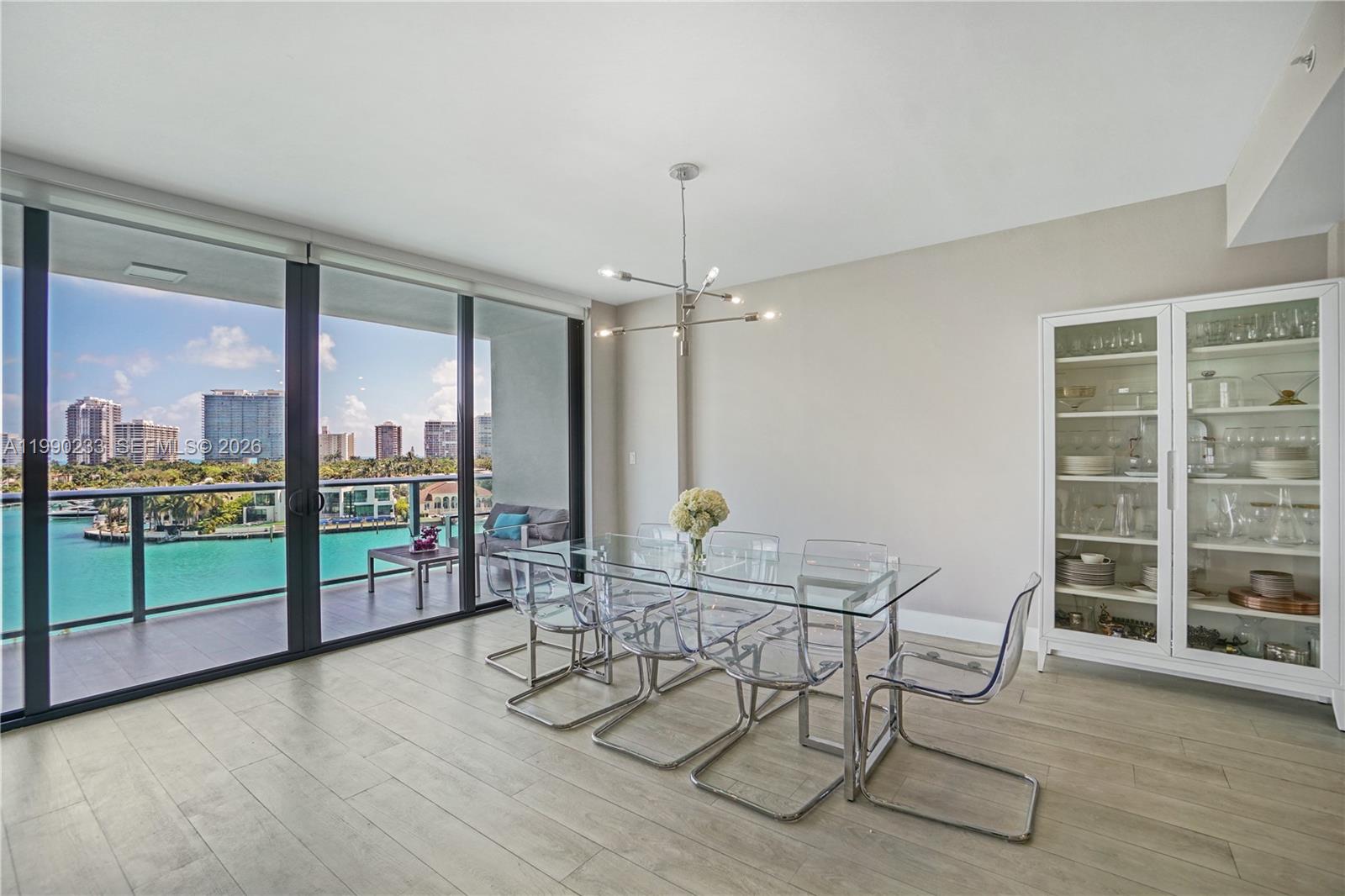 SERENO RESIDENCES - Residential