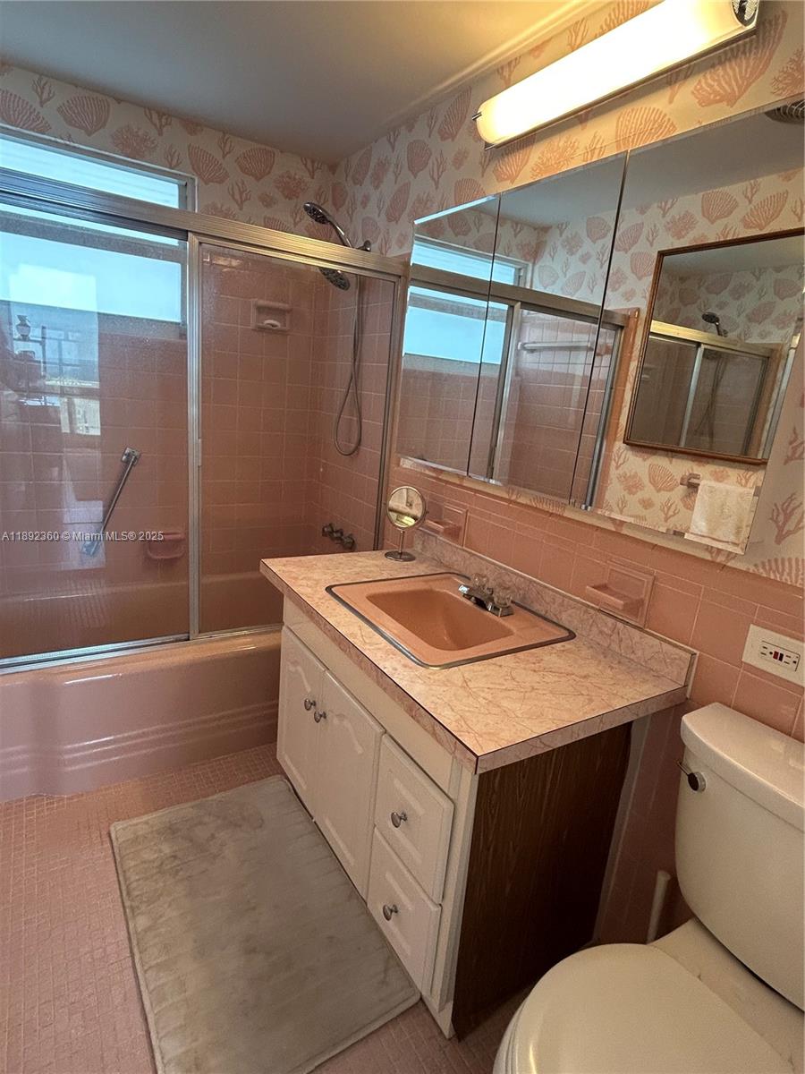 SEA TOWER APTS CO-OP - Residential Lease
