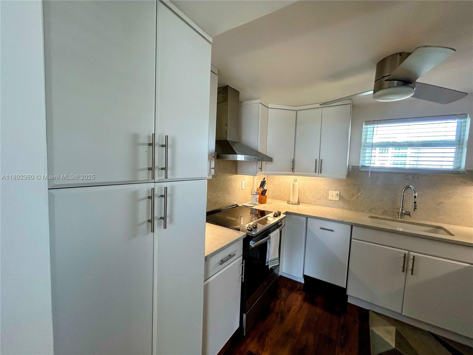 SEA TOWER APTS CO-OP - Residential Lease