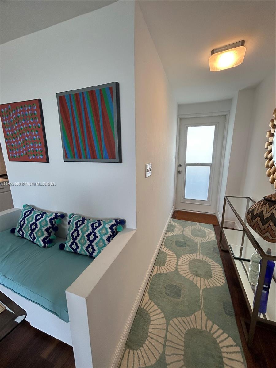 SEA TOWER APTS CO-OP - Residential Lease