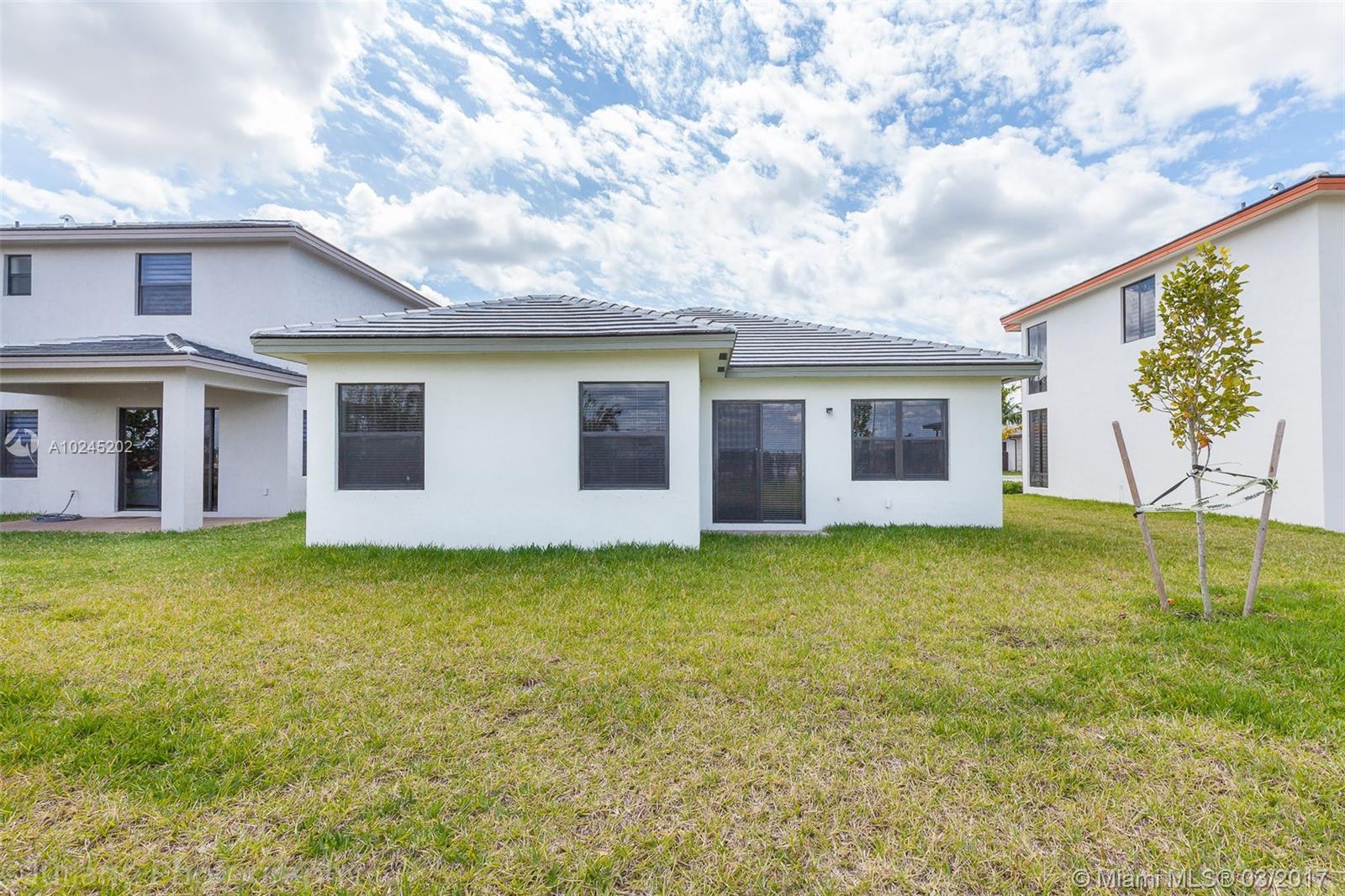 SERENITY/CRESTVIEW WEST - Residential Lease