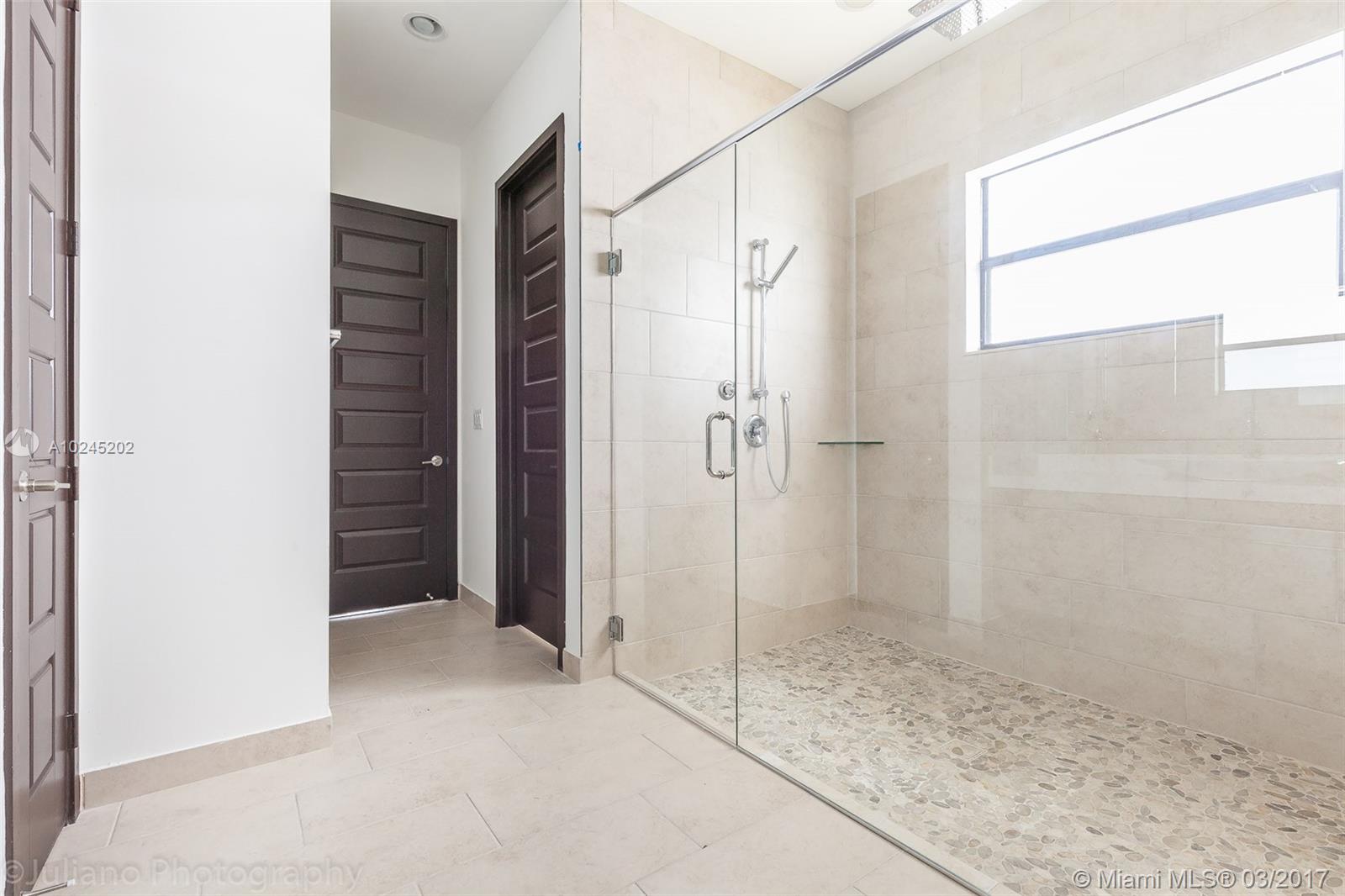 SERENITY/CRESTVIEW WEST - Residential Lease