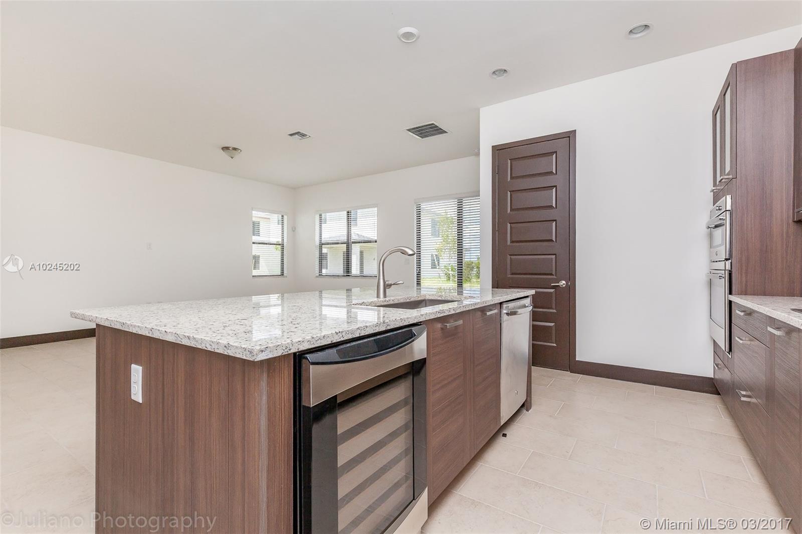 SERENITY/CRESTVIEW WEST - Residential Lease