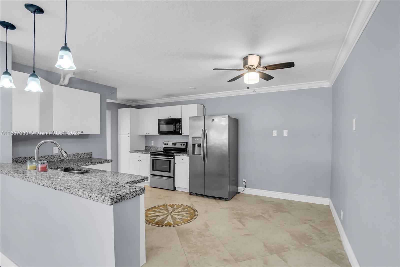 LAKE EMERALD CONDOMINIUM - Residential Lease