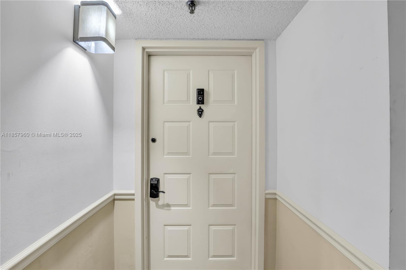 LAKE EMERALD CONDOMINIUM - Residential Lease