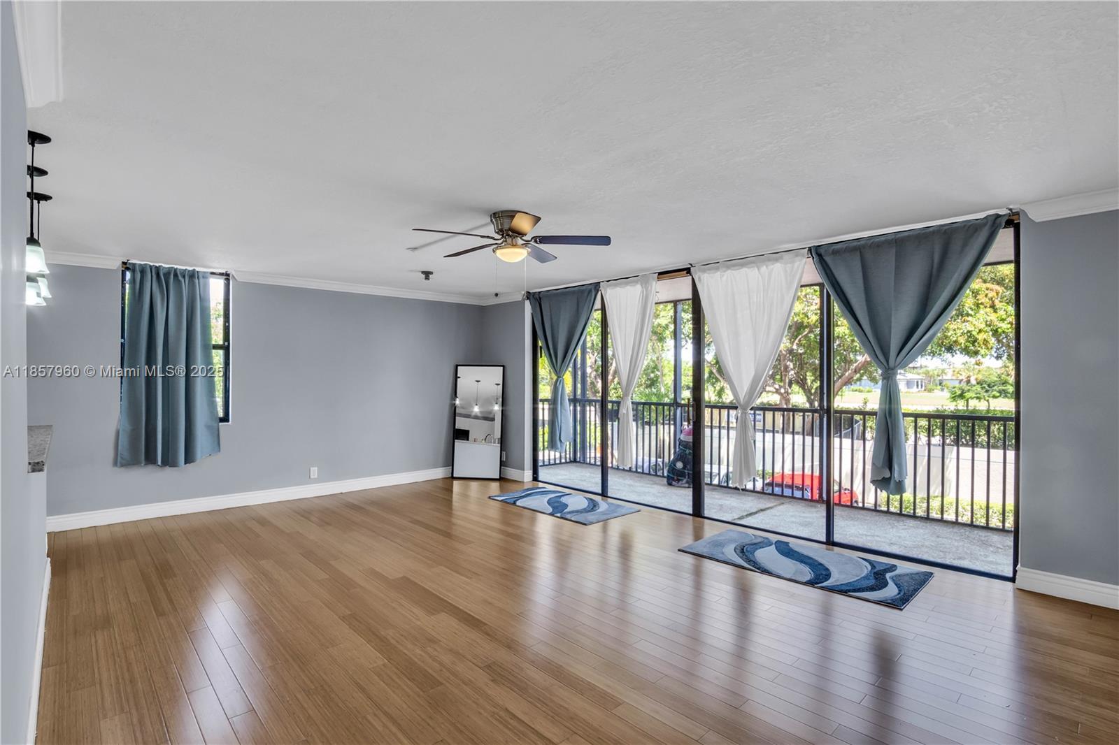 Beautiful 2 Bedroom 2 Bath Condo In Lake Emerald Community In The Heart Of Oakland Park. Upgraded Kitchen With White Cabinets, Granite Countertops, Stainless Steel Appliances, And Snack Bar. Living/dining Room Combination With Crown Molding And Lots Of Natural Light. Vinyl & Marble Throughout The Unit. Primary Bedroom With Walk-in Closet, Ceiling Fan & Sliding Door To The Enclosed Balcony. En-suite Bathroom With Double Sink Vanity & Shower Only. Second Bedroom With Tub. Washer And Dryer In Unit. Brand New Water Heater. Pets Allowed. Lake Emerald Gated Community Has 3 Pools, 3 Jacuzzis, 2 Tennis Courts, Bbq Area, 24/7 Gym, Basketball Court, Boating, Cafe & Clubhouse. A Must See!!