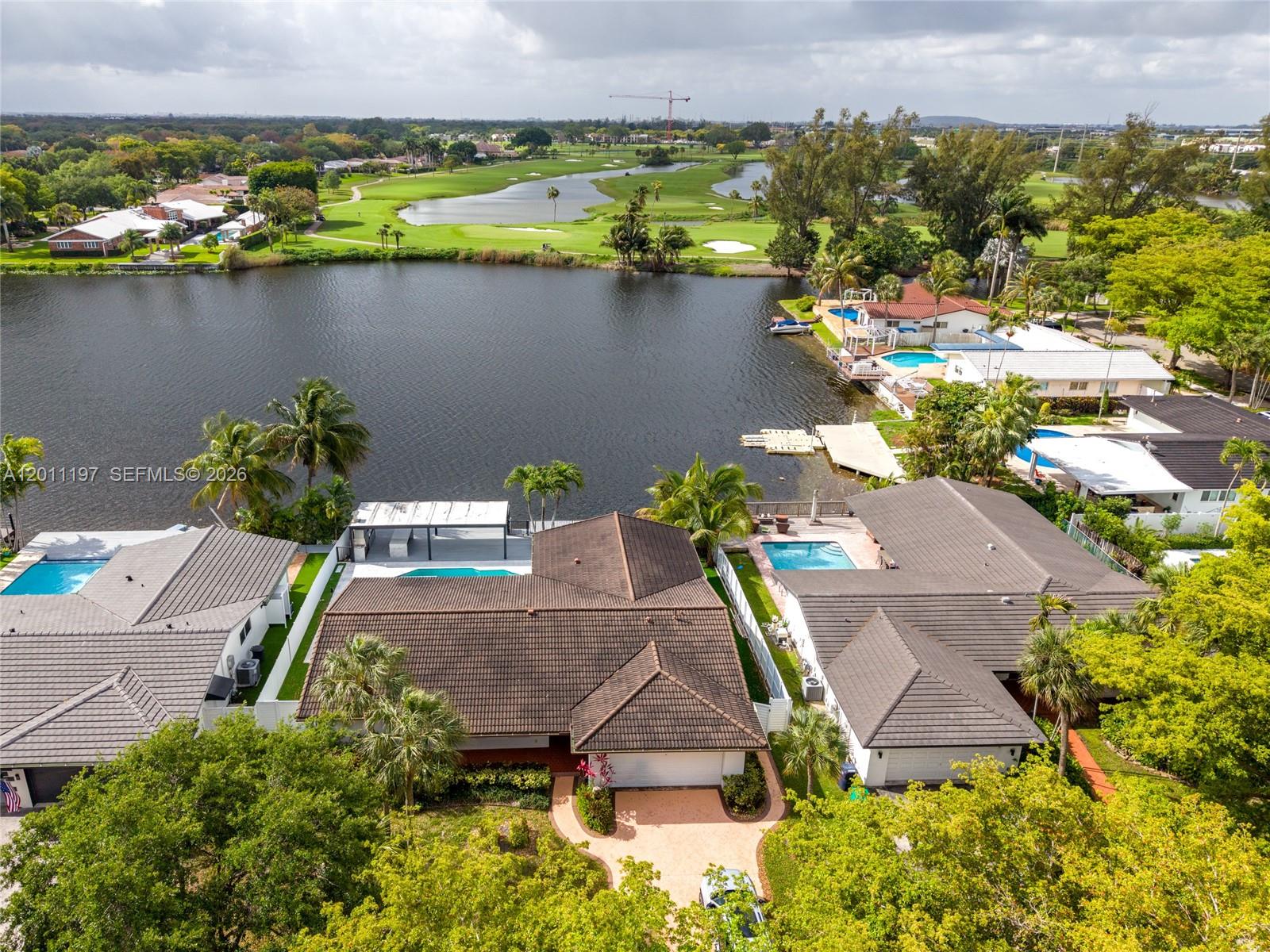 MIAMI LAKES LOCH NESS SEC - Residential