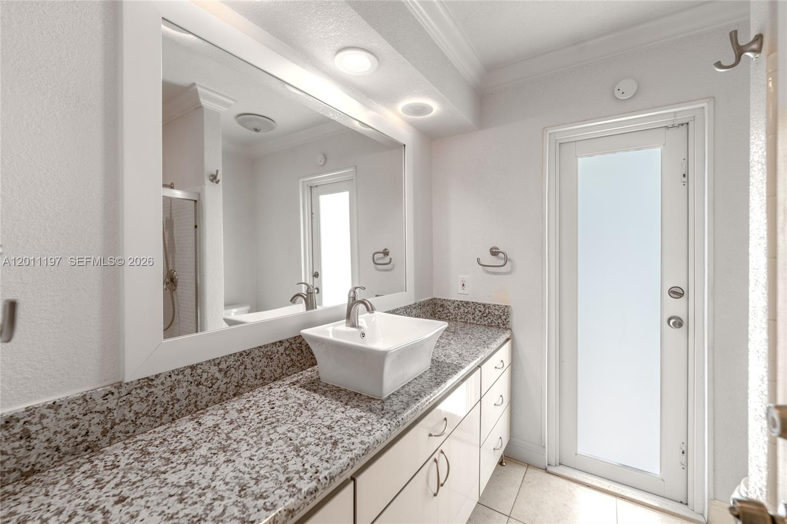MIAMI LAKES LOCH NESS SEC - Residential