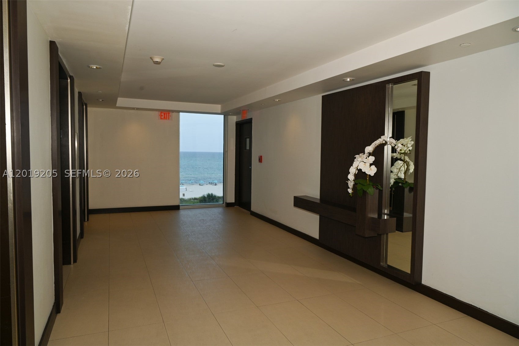 5701 Collins Ave 511