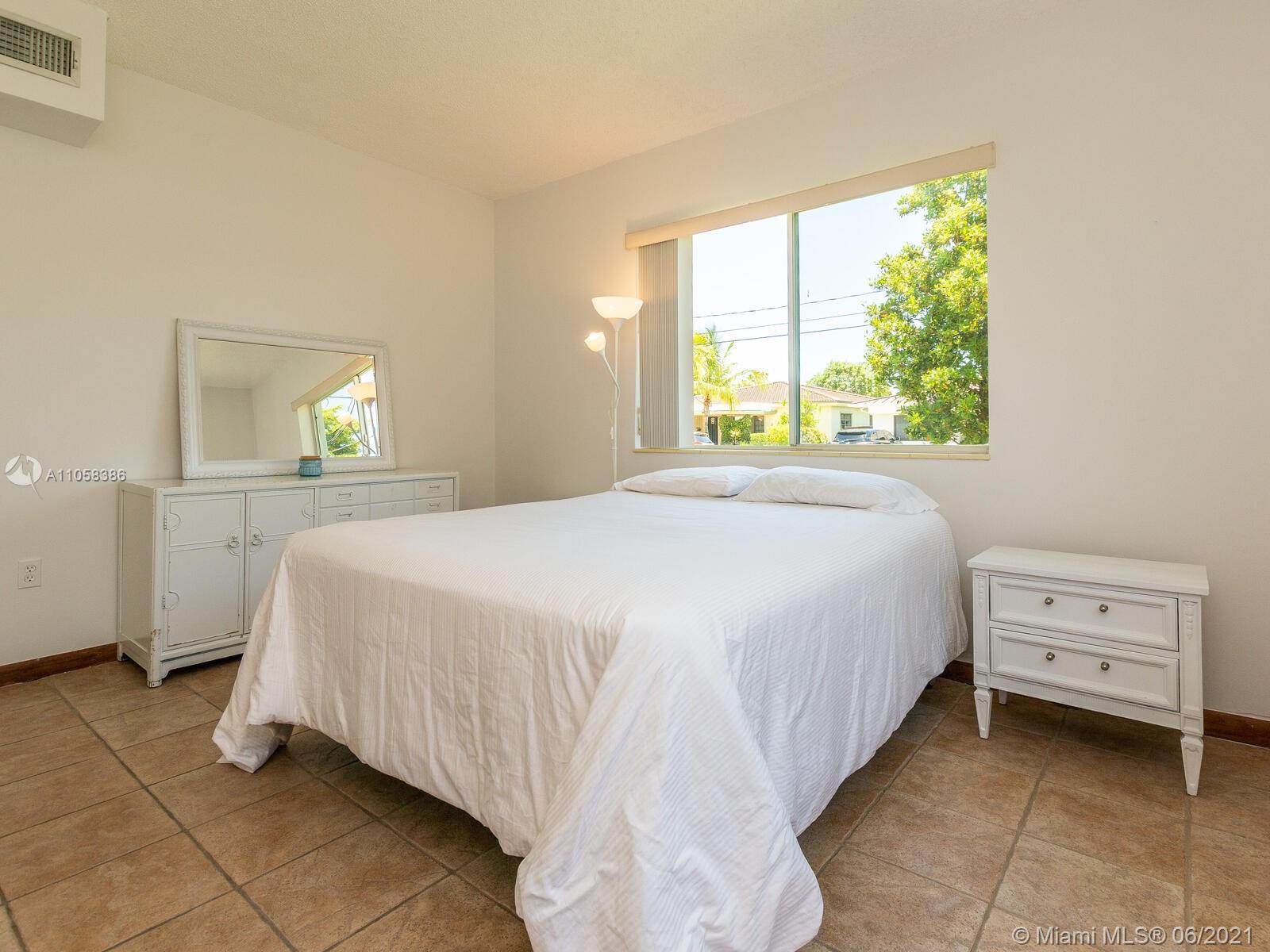 ALTOS DEL MAR NO 5 - Residential