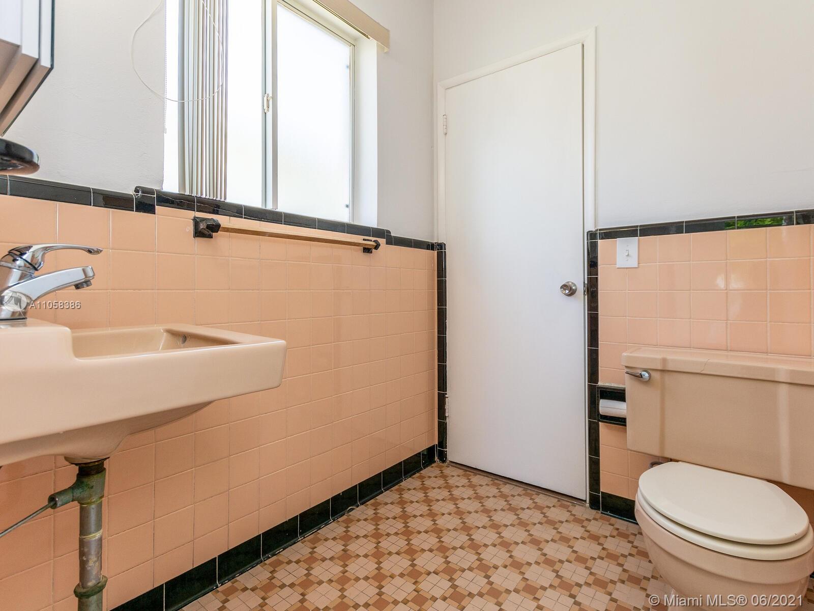 ALTOS DEL MAR NO 5 - Residential