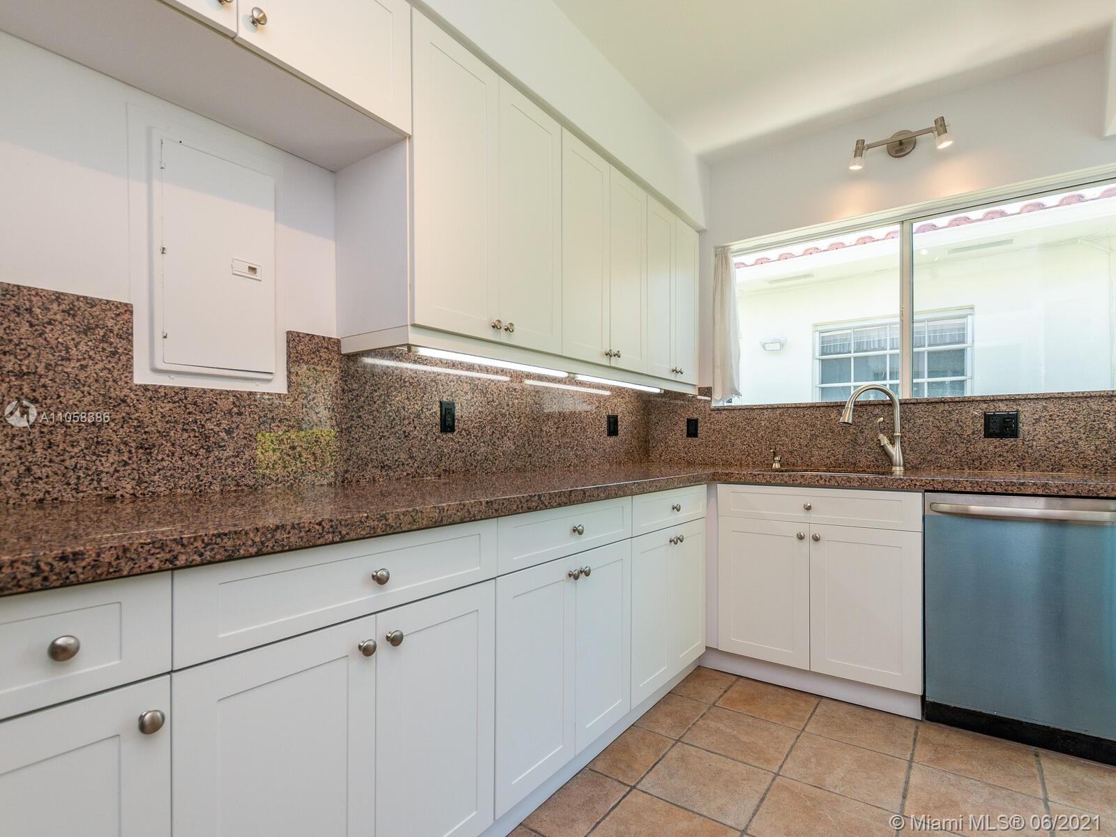 ALTOS DEL MAR NO 5 - Residential