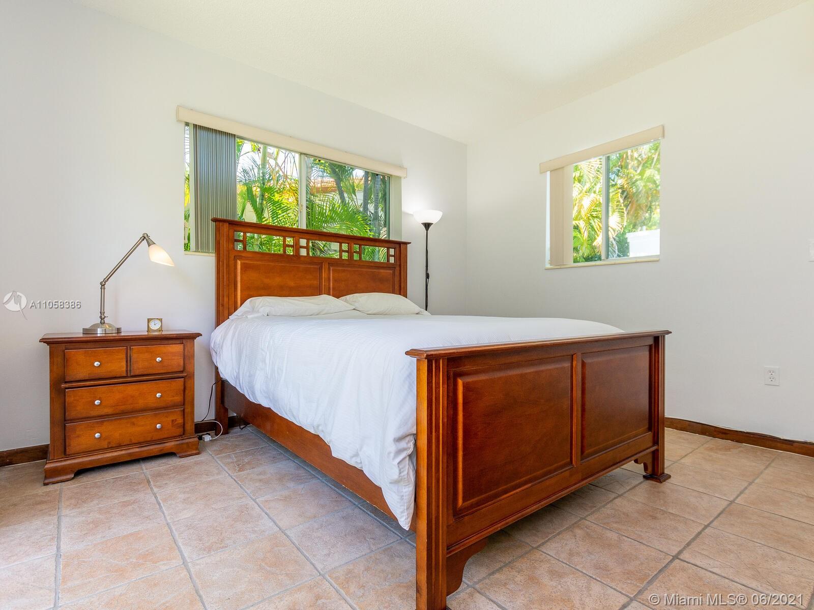 ALTOS DEL MAR NO 5 - Residential