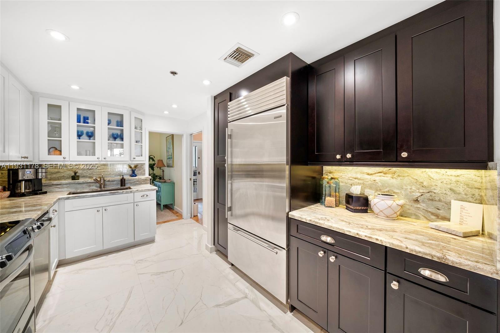 BAYSIDE VILLAGE CONDO - Residential Lease