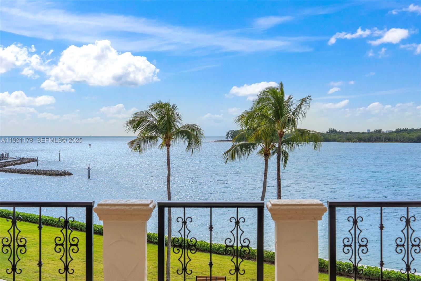 BAYSIDE VILLAGE CONDO - Residential Lease