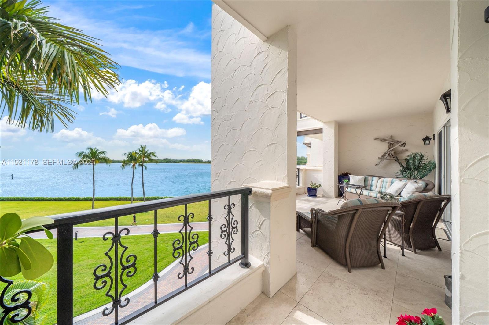 BAYSIDE VILLAGE CONDO - Residential Lease