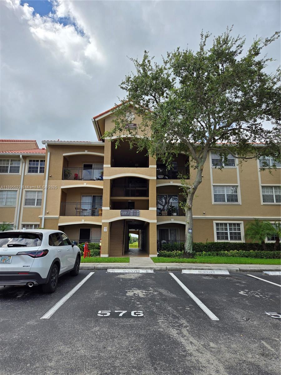 MARQUESA CONDO - Residential Lease