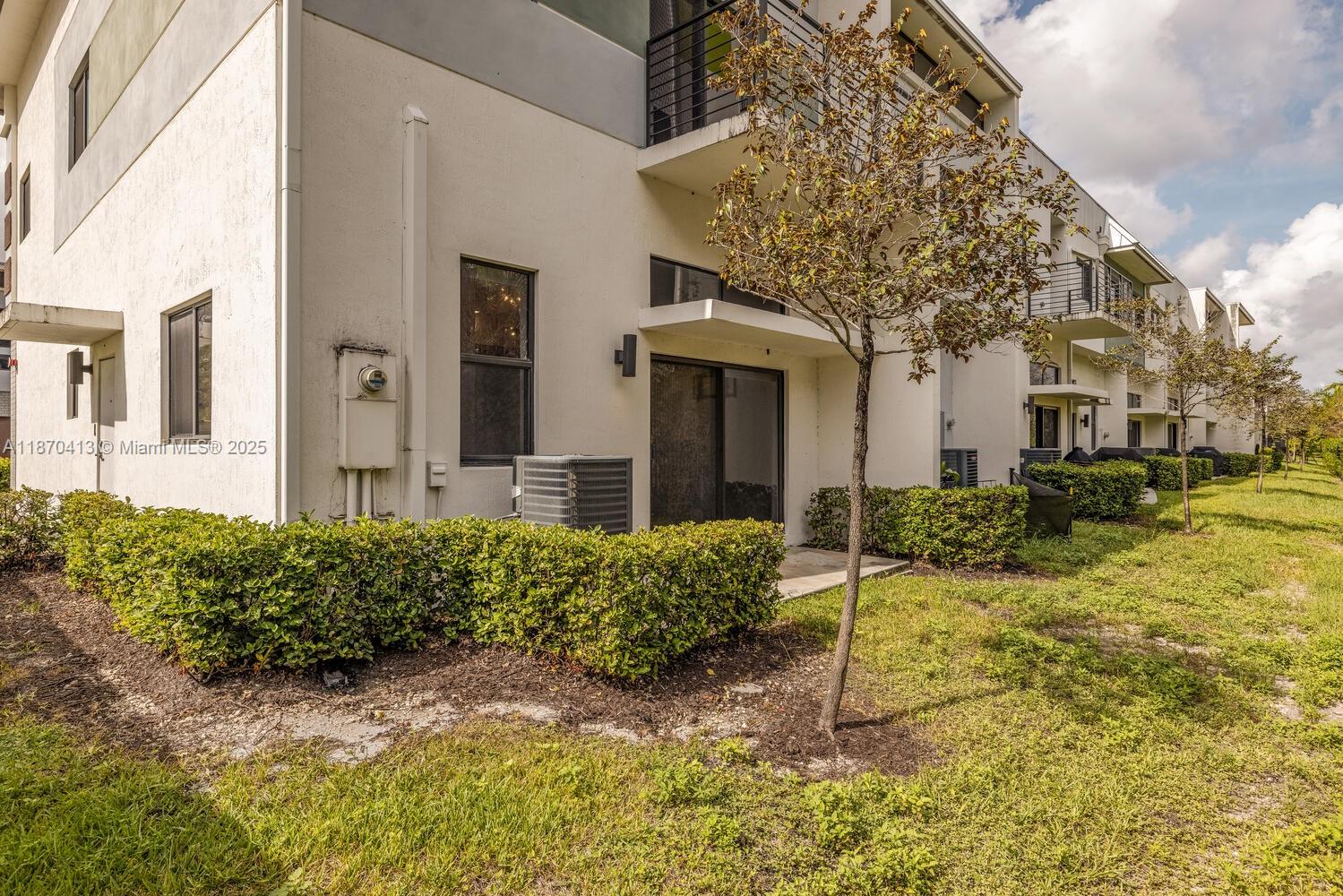 PLANTATION BUSINESS PARK - Residential