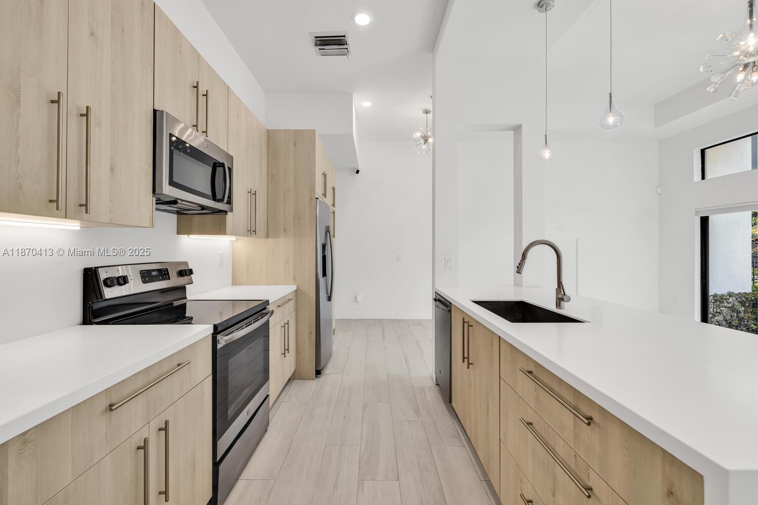 PLANTATION BUSINESS PARK - Residential